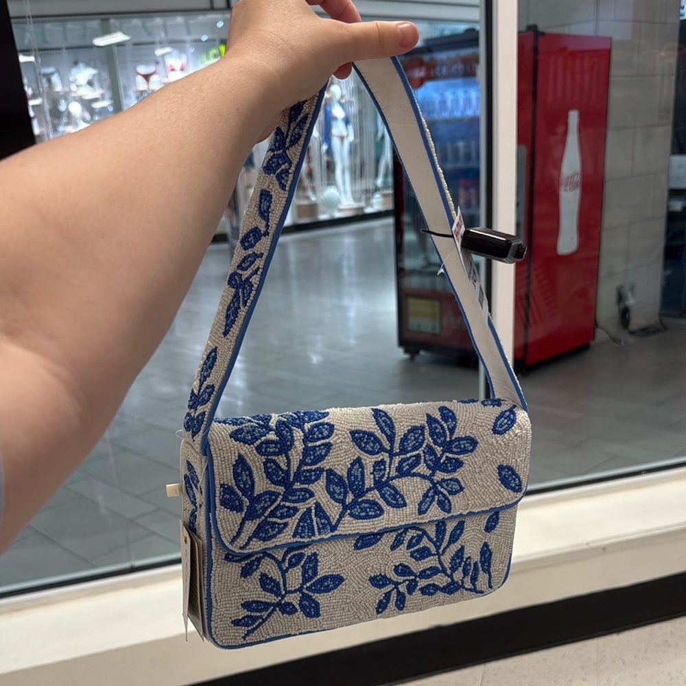 VIRAL beaded bag blue and white